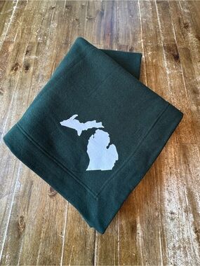 Gildan Brand Forest Green Michigan Cozy Sweatshirt Blanket
